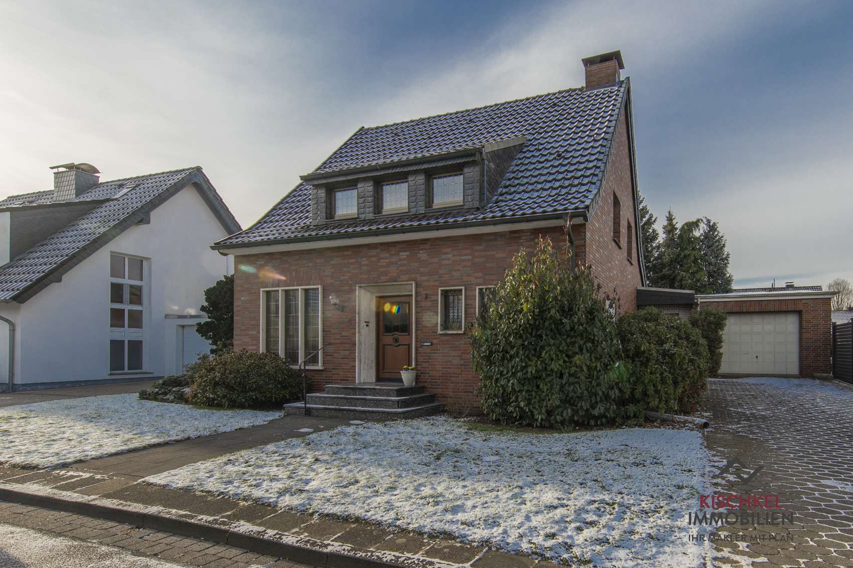 Familienfreundliches freistehendes Einfamilienhaus mit 1961er Charme in Dinslaken-Innenstadt, 46535 Dinslaken, Haus